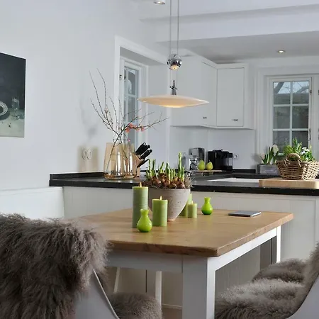 Ferien Domizil Munkmarscher Chaussee 7 * Keitum